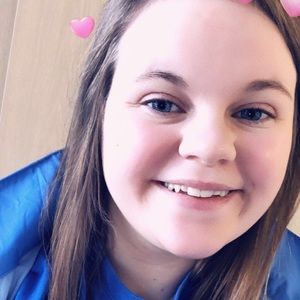 Meet your Posher, Whitney